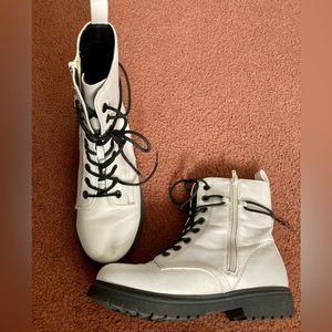 White leather boots size 8